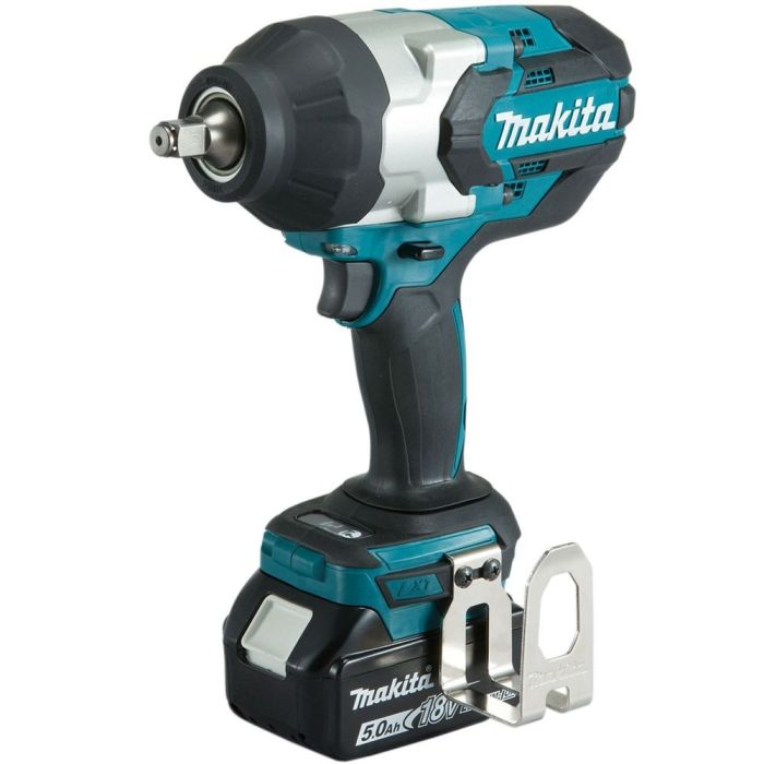 Makita - Masina de insurubat cu impact 1000Nm, patrat 1/2", cu 2 acumulatori 18V, 5.0Ah, incarcator, valiza [DTW1002RTJ]