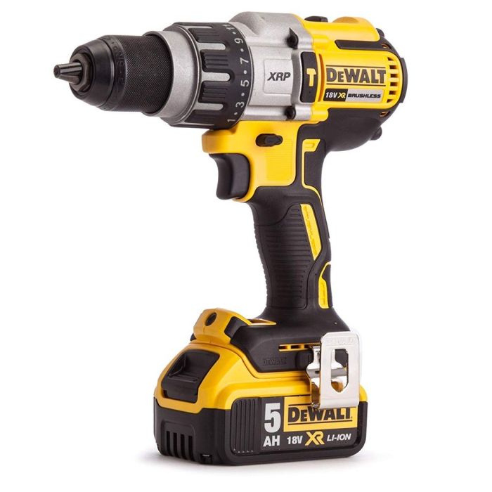 DeWALT - Masina de gaurit si insurubat cu percutie 95Nm, cu 2 acumulatori Li-Ion XR 18V, 5.0Ah, incarcator, valiza [DCD996P2-QW]