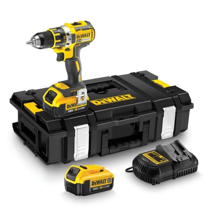 DeWALT - Masina de gaurit si insurubat 60Nm, cu 2 acumulatori Li-Ion XR 18V, 4.0Ah, incarcator, valiza [DCD790M2-QW]