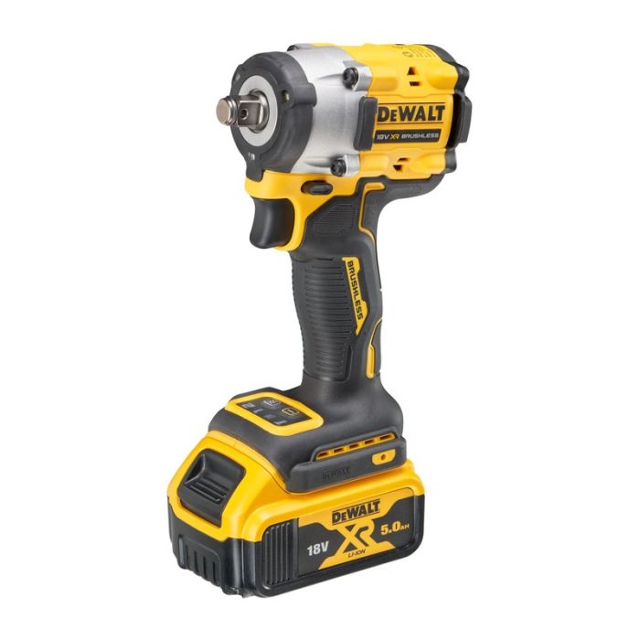 DeWALT - Masina de insurubat cu impact 406Nm, patrat 1/2", cu 2 acumulatori 18V, 5.0Ah, incarcator, valiza [DCF921P2T-QW]